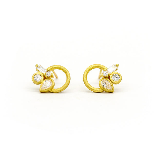 Diamond Lasso Cluster Circle Studs